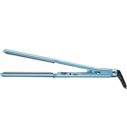 BaBylissPro Nano Titanium 1 1/2'' /38mm Flat Iron